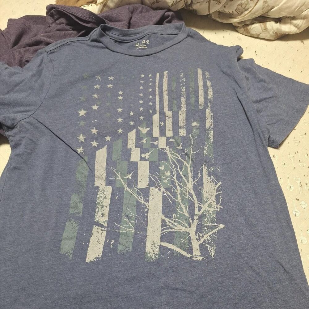 No-brand Men's Blue and Navy T-shirt